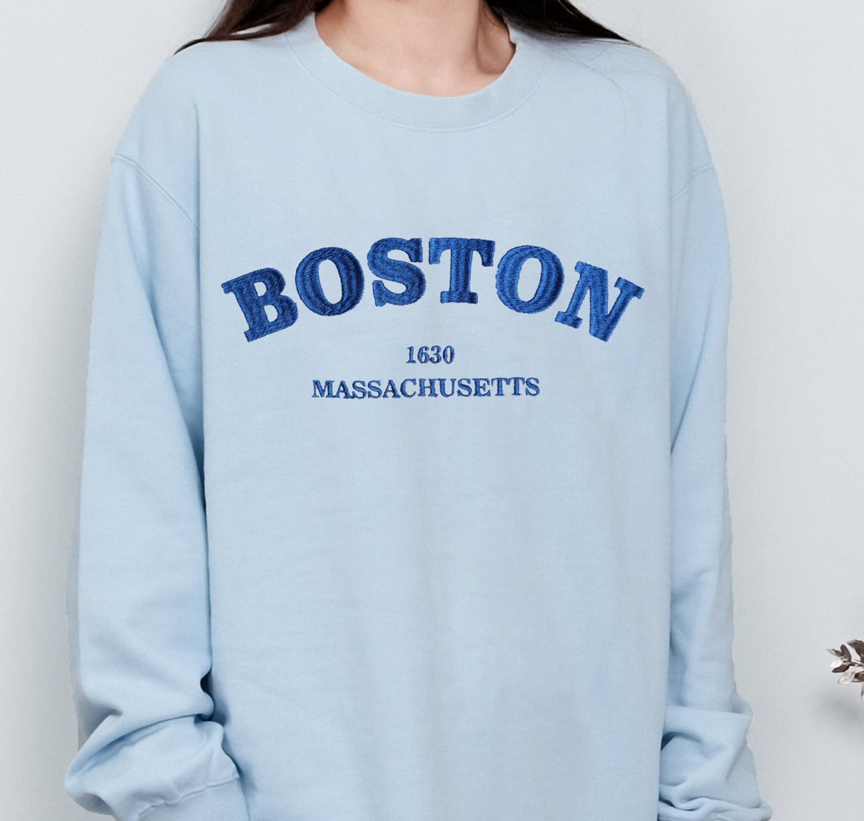 GEX Personalized Boston Massachusetts Embroidered Sweatshirts City Crewneck - GexWorldwide